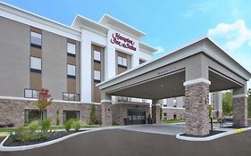 Hampton Inn & Suites Oakwood Village-Cleveland